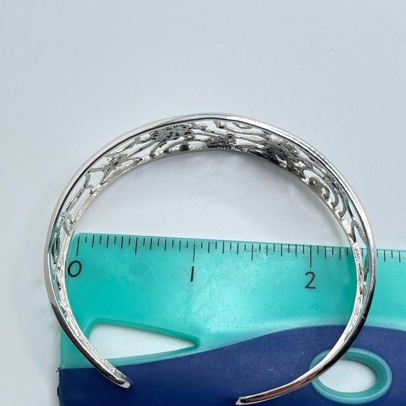 Sterling & Crystal Bracelet - Picture 4 of 5